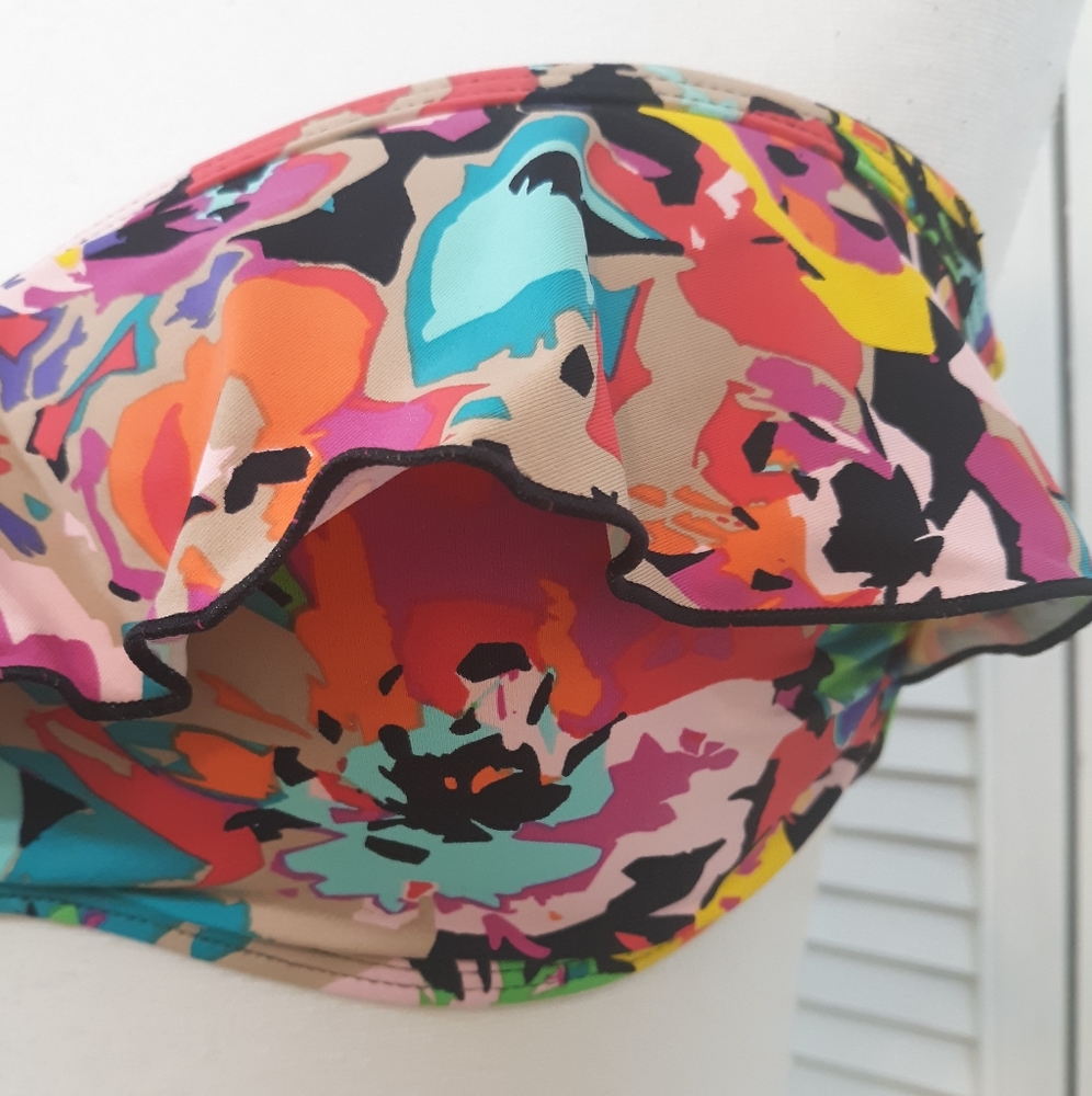 Kenneth Cole flounce swim top small *C1 - Picture 6 of 6